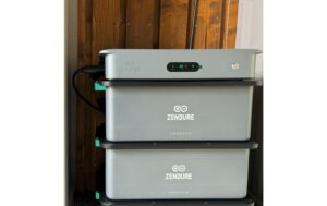Zendure SolarFlow 2400 AC 17,28kWh kit mit 6x AB3000X Erweiterungsbatterie