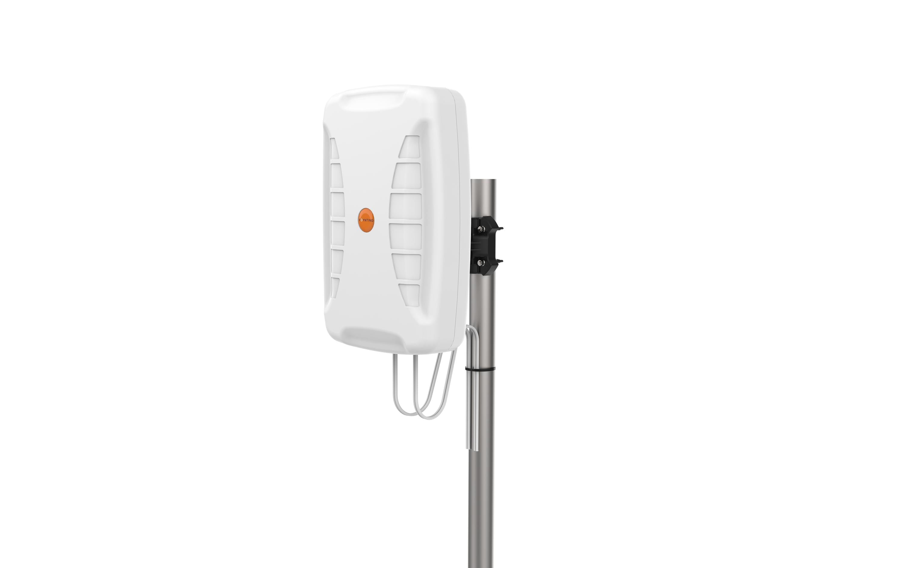 2081683 - Mediatech Poynting XPOL-24: 5G/LTE Outdoor Antenne 11dBi, Directional, 5m, 4x SMA, 4x4 MIMO kaufen Schweiz | Mediatech.ch