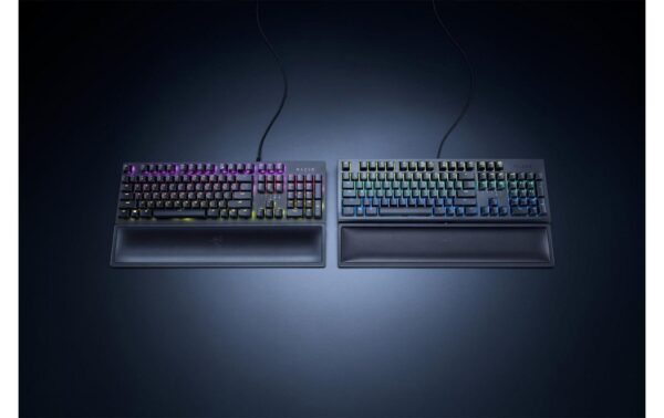 Razer Ergonomic Wrist Rest Full-sized Keyboards