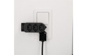 Abzweigstecker ADAPT 1x Typ 13 USB-C/C 20W ws drehbar Green+Fair