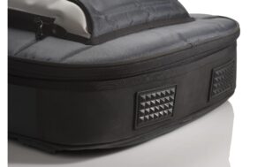 2092058_4 - Mediatech MONO Classic Electric Soft Case