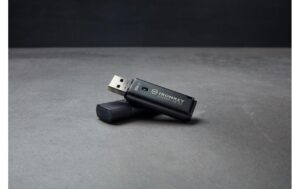 2092100_8 - Mediatech Kingston IronKey Locker+ 50 G2 256GB USB3.2 (Typ-A), AES-256 Encrypted, FIPS 197