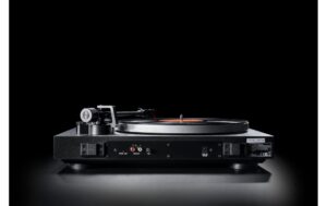 2095630_3 - Mediatech Dual CS 518, Walnuss zuschaltbarer MM-Phonovorverstärker