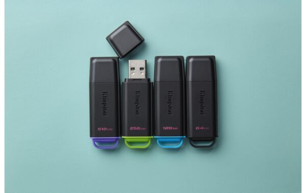 Kingston Portable DT Exodia 512GB, USB 3.2 mit Schutzkappe & Schlüsselring (purple)