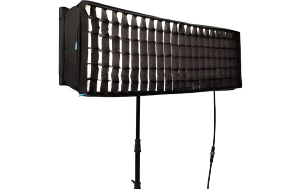 2153540_7 - Mediatech Nanlite PavoSlim 240CL Full-Color RGBWW LED