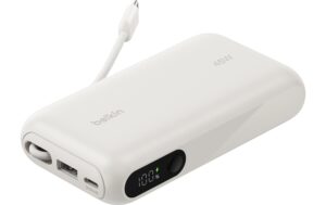 BELKIN BoostCharge 10K mAh mit Display und integriertem Kabel Beige
