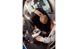 2202396_6 - Mediatech Skullcandy Crusher 720 Wireless Over-Ear Primer