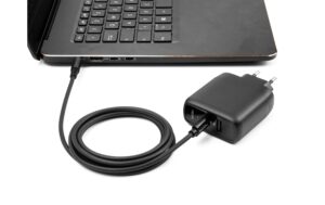 Delock Ladekabel USB-C-7.9 x 5.5 IBM Stecker, 1.5m, schwarz, 20 V