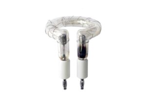 2214868 - Mediatech Elinchrom Flashtube Plug-in S 3000 J, open ring, UV-beschichtet kaufen Schweiz | Mediatech.ch