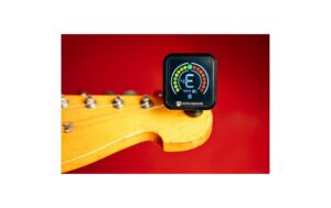 2249625 - Mediatech Electro-Harmonix X9 Clip-On Tuner kaufen Schweiz | Mediatech.ch