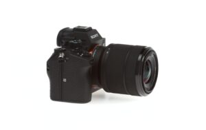 Sony Alpha 7 III KIT, Vollformat 24.7 MP inkl. 28-70mm F3.5-5.6 OSS