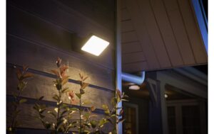 842667_5 - Mediatech Philips Hue Strahler Discover 30W, 2300lm, RGBW, schwarz